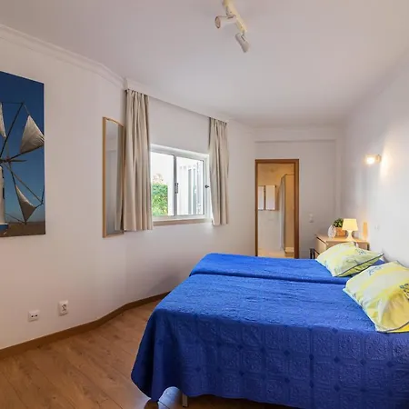 Old Village Apartment *