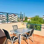 아파트 Old Village 빌라모라