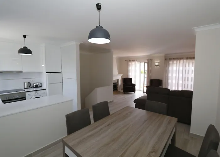 Old Village דירה וילהמורה