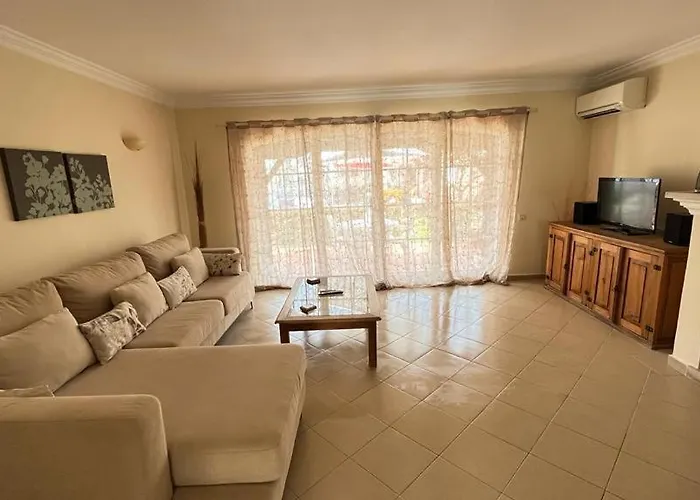 Old Village דירה *