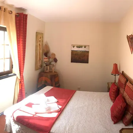 Old Village 빌라모라