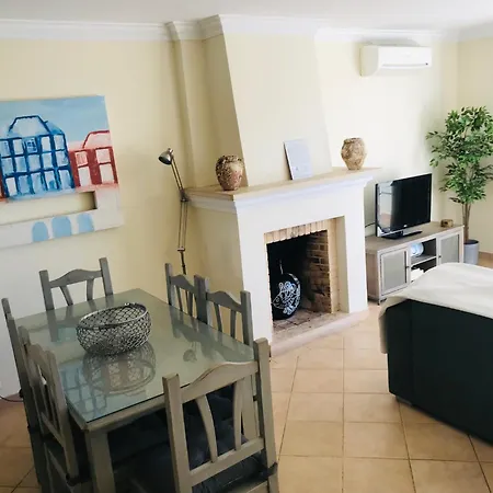 Old Village 아파트